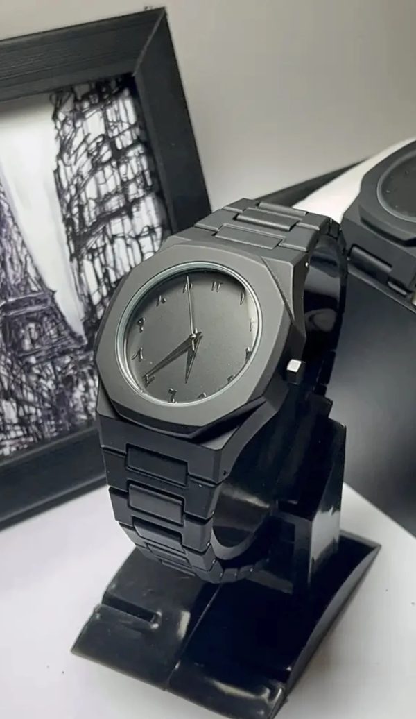 AURA WATCH